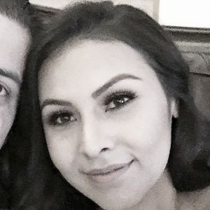 Meet your Posher, Mirella